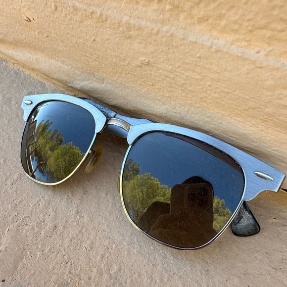 Ray-Ban Silver and Black Sunglasses - Picture 2 of 7